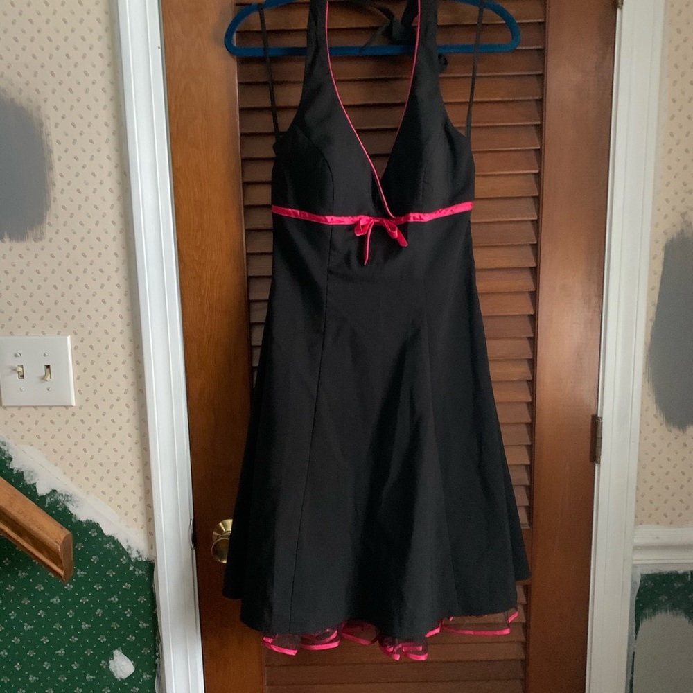 Classic Y2K semi-formal halter LBD
